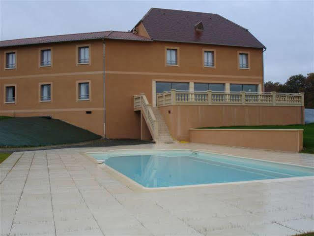 Au Perigord Noir Hotell Hautefort Exteriör bild
